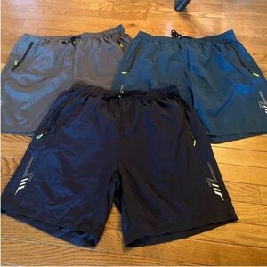 BRAND NEW, 3 pairs of men’s shorts XL , 95% polyester 5% elastin.